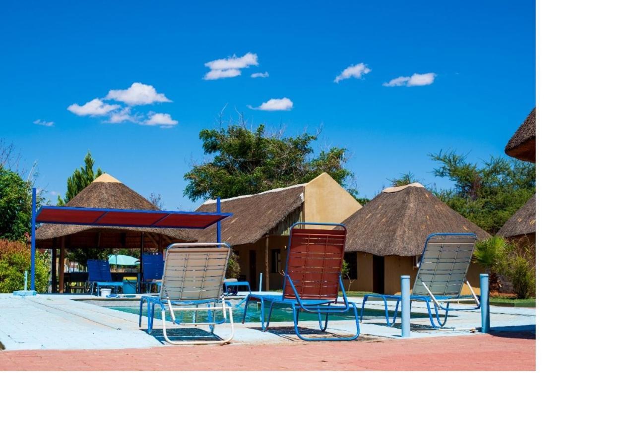 Msc Hotel Otjiwarongo Monitronics Esterno foto